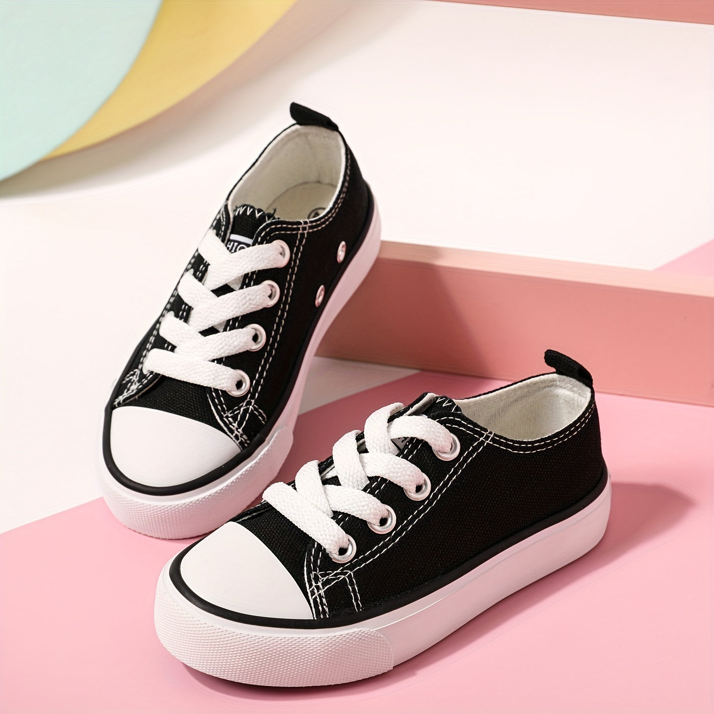 Patpat Girl's Trendy Low Top Skate Shoes, Comfy Non Slip Breathable Casual Sneakers For Kids Outdoor Activities