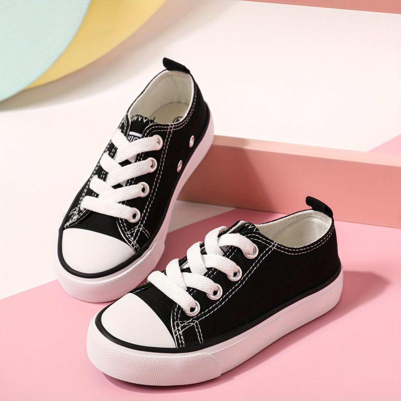 Patpat Girl's Trendy Low Top Skate Shoes, Comfy Non Slip Breathable Casual Sneakers For Kids Outdoor Activities